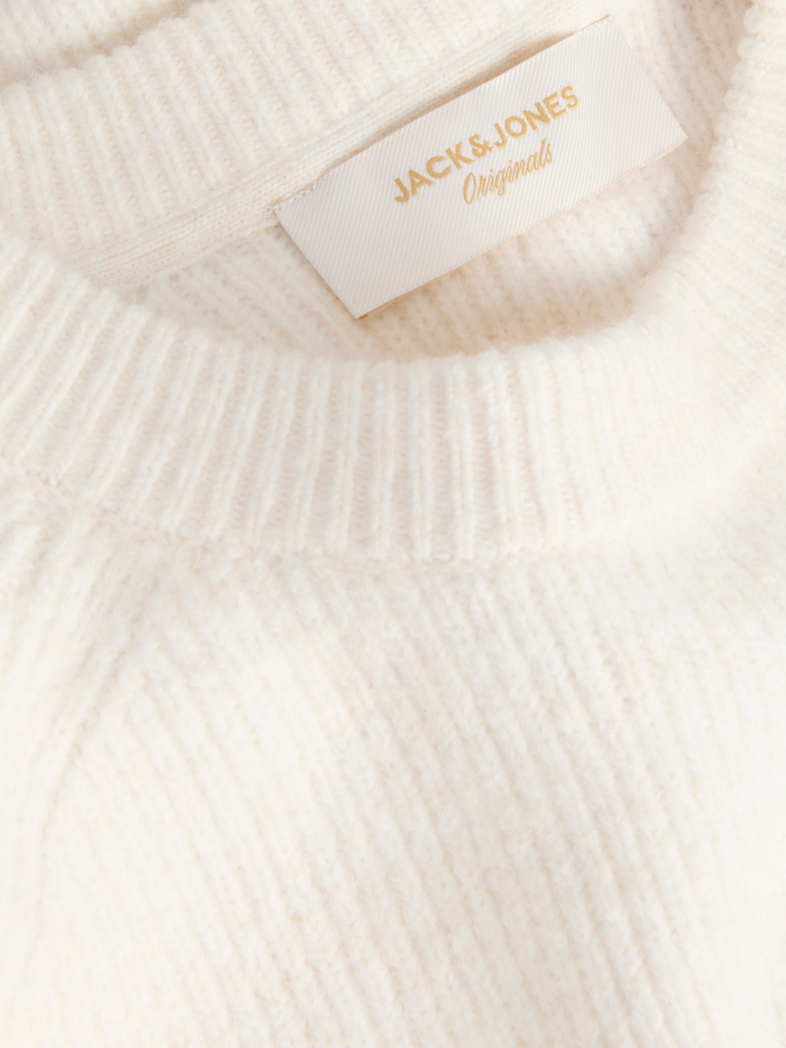 model_shot-detail
